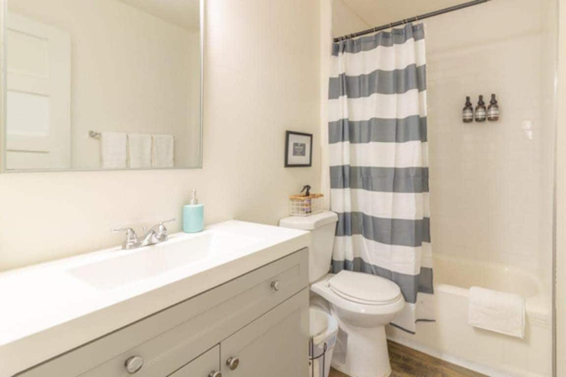 The Delightful Doubles- Unit A- Centrally Located Columbus Exteriör bild