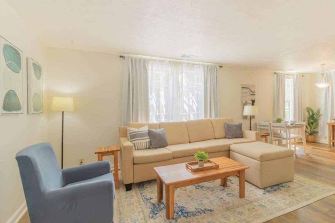 The Delightful Doubles- Unit A- Centrally Located Columbus Exteriör bild