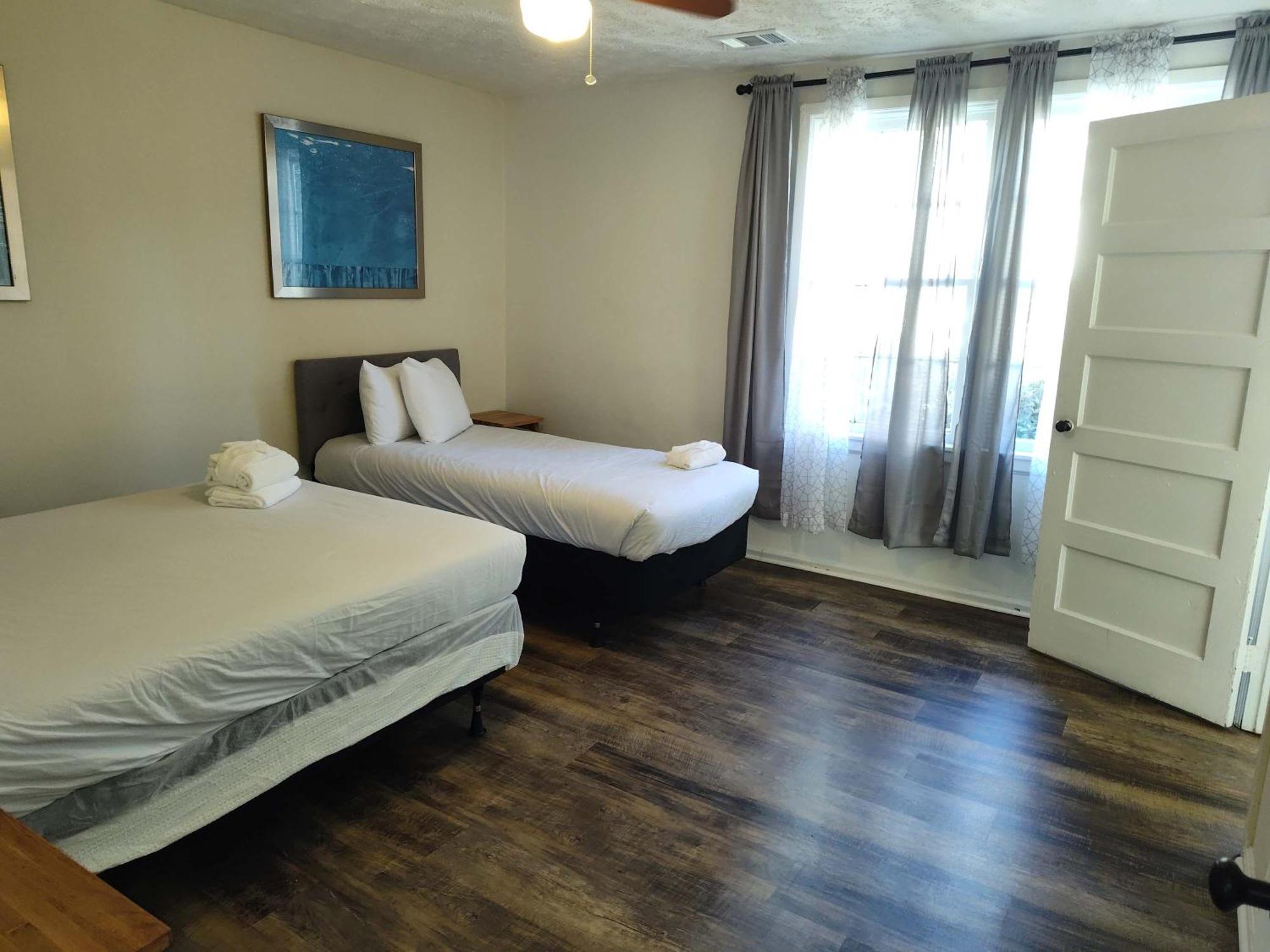 The Delightful Doubles- Unit A- Centrally Located Columbus Exteriör bild